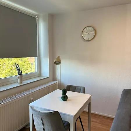 Gemuetliches 1-zimmer In Lebenstedt *